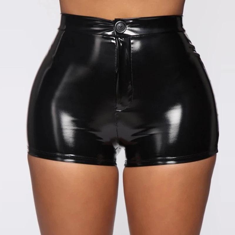 PVC-Shorts mit hoher Taille